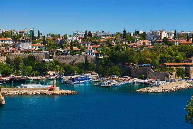 Σχολές Καπάτου Πρωτεύουσα του τουρκικού τουρισμού