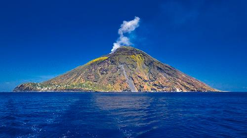 Σχολές Καπάτου Το ηφαίστειο Stromboli