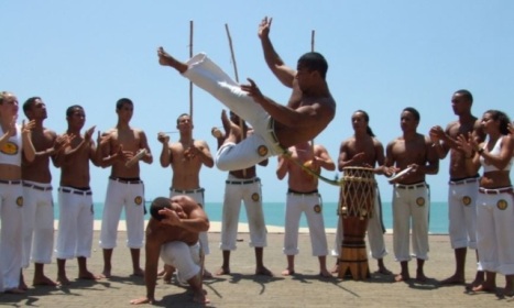 Σχολές Καπάτου Το παιχνίδι της Capoeira